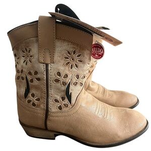 Laredo Tan Heeled Boots with Floral Cutouts